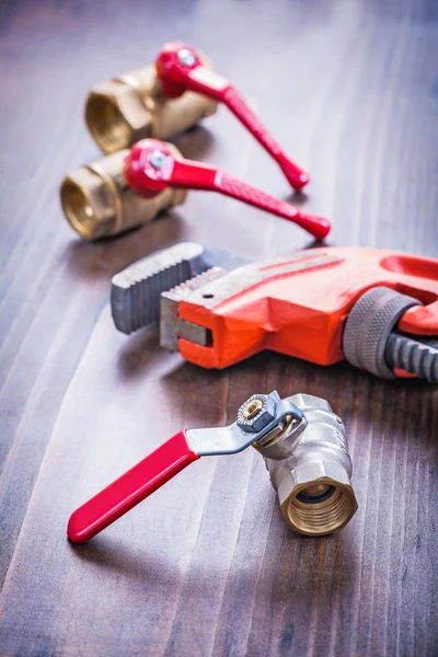 Chiave regolabile e impianti idraulici — Foto Stock