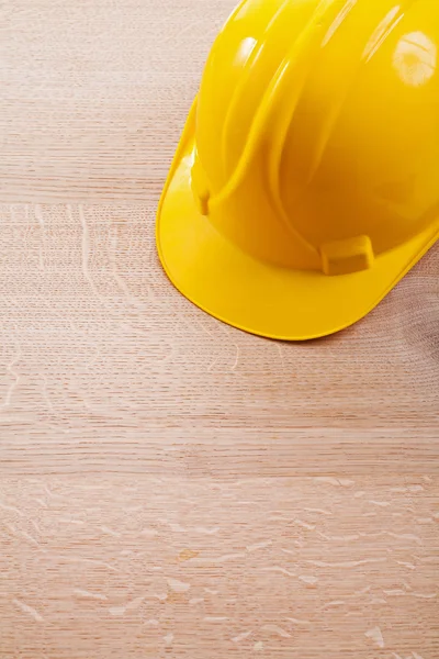 Capacete de construção amarelo — Fotografia de Stock