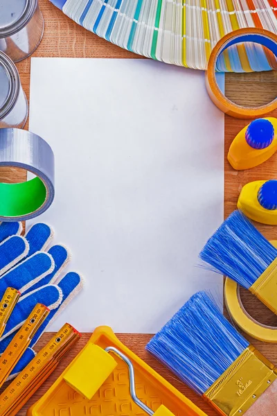 Herramientas de reparación y guía de paleta de colores de tono pan — Foto de Stock