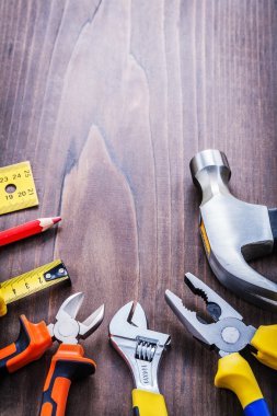 İnşaat araçları ile boşaltmak