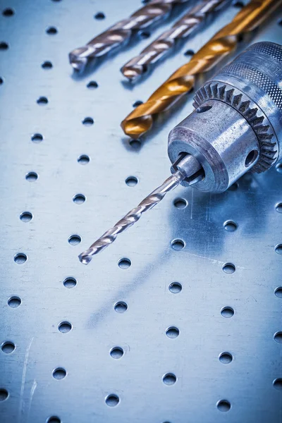 Bohrer und Bits aus Metall — Stockfoto