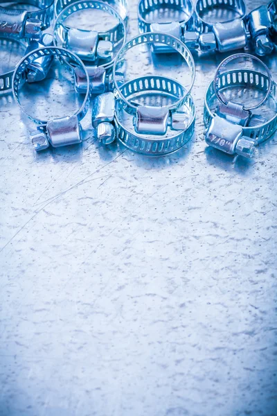 Grupo de abrazaderas de manguera espiral de metal — Foto de Stock