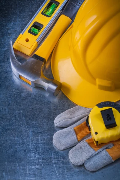 Gloves, hard hat and claw hammer — Stok fotoğraf