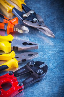 Bolt cutter, pliers, nippers