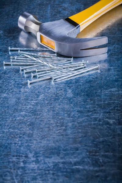 Set of construction nails with claw hammer — Stockfoto