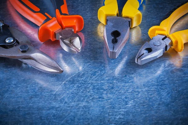 Tin snips gripping tongs nippers — Stock Photo, Image