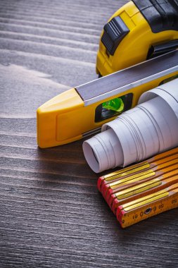 şerit metre, planları, inşaat seviyesi ve ahşap metre