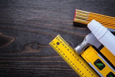 İnşaat çalışma araçları bileşimi