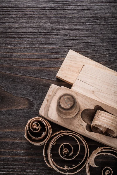 Wooden planer, planks and planing chips — Stock Photo, Image