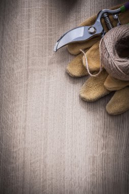 eldiven, Bahçe budayıcı ve hank ip