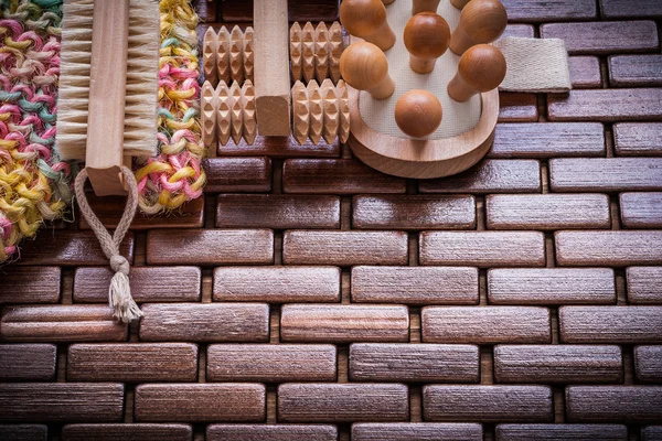 Fluffy body scrubber, peeling brush