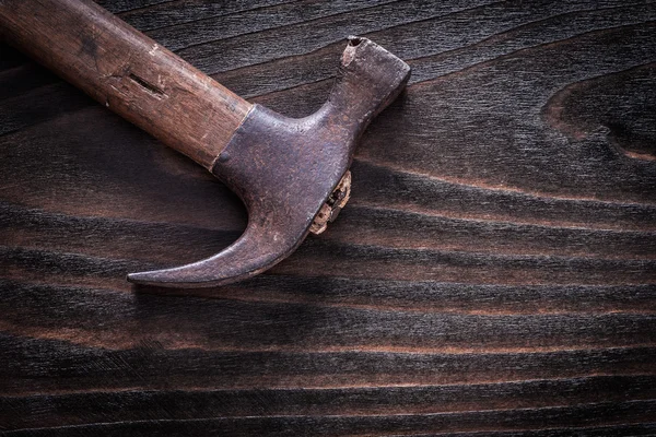 Roestige metalen claw hammer — Stockfoto