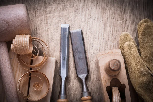 Wooden bricks, mallet, firmer chisels — Stock Photo, Image