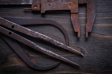 Grunge dağınık paslı Kumpasları