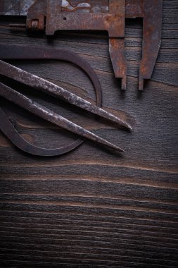 Grunge dağınık paslı Kumpasları