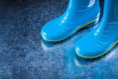 Su geçirmez sakız bot çifti