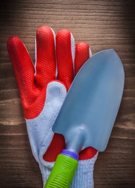 Koruyucu eldiven ve paslanmaz Bahçe küreği