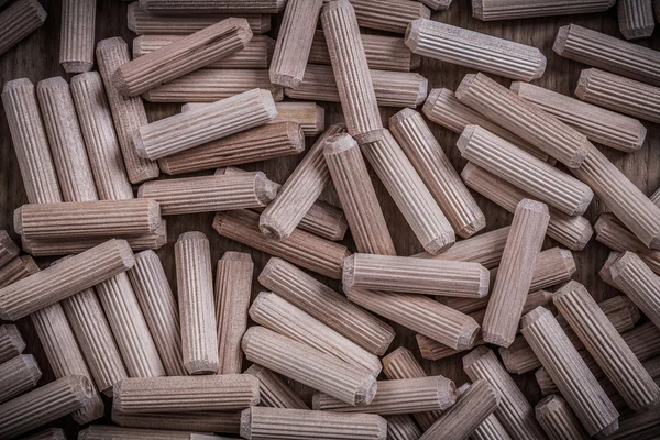 Heap de cavilhas de madeira — Fotografia de Stock