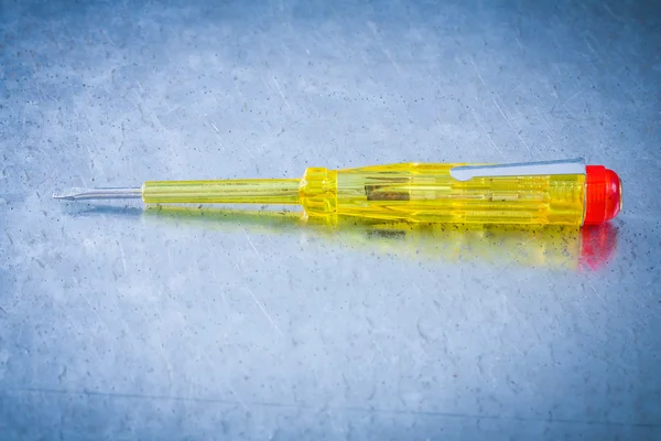 Insulated electric screwdriver tester — Stock Photo, Image