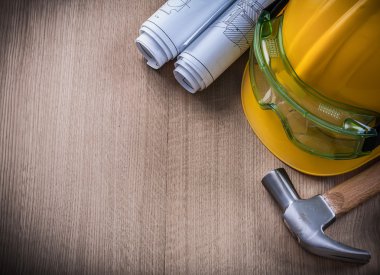 Pençe çekiç planları ve kask koruyucu gözlük