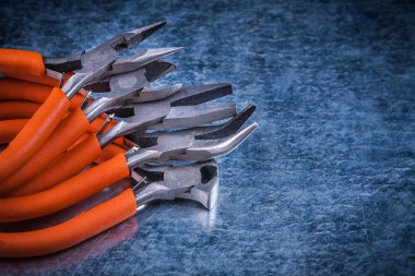 Yalıtılmış pense nippersc topluluğu