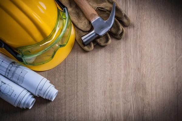 çekiç planları kask, eldiven ve koruyucu gözlük