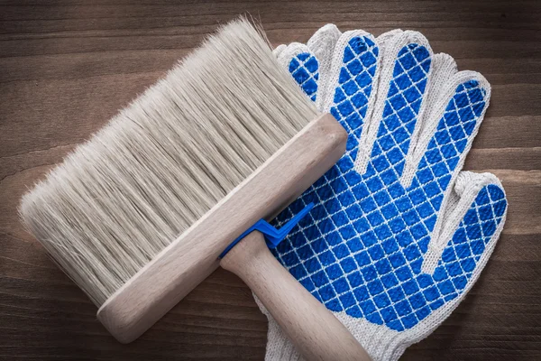Boya Fırçası ve koruyucu eldivenler — Stok fotoğraf