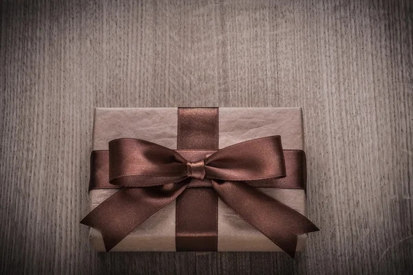 Wrapped vintage present box — Stock Photo, Image