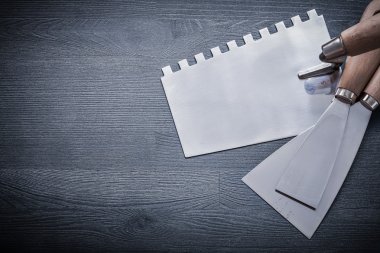 Macun spattle ve iki boya Kazıma aletleri