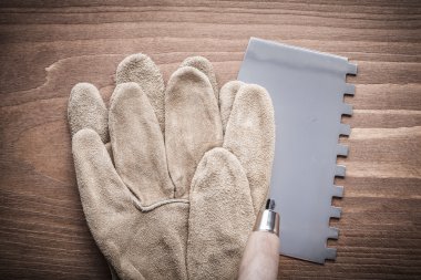 Çalışma eldiven ve macun bıçak