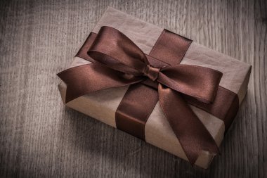 Ahşap kutulu vintage hediye kapsayıcı