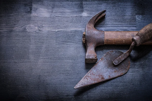 Martello artiglio e coltello stucco — Foto Stock