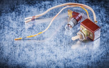 Elektrik iki durumlu lamba tutucu