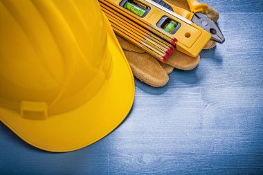 sabit şapka ve Emanet eldiven