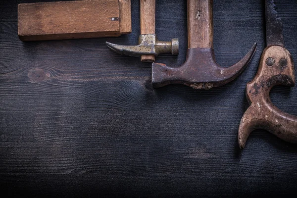 Комплект старинных строительных инструментов — стоковое фото