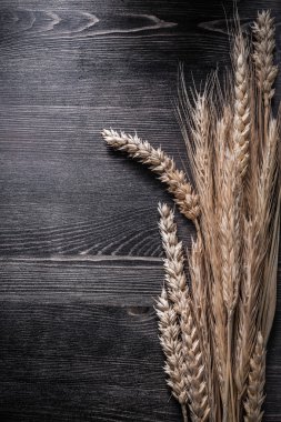 Buğday çavdar kulaklara ahşap