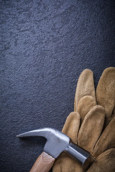 Beschermende handschoen en tool — Stockfoto