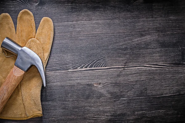 Protective glove and tool — Stock Photo, Image