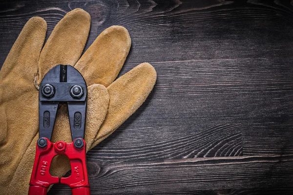 Leather protective glove and tool — Stock Photo, Image