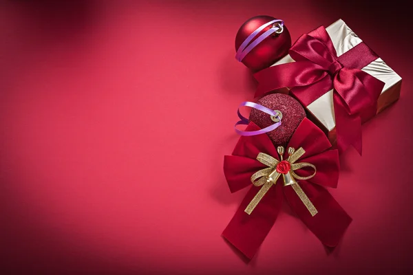 Present box with Christmas decorations — Stock Photo, Image