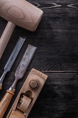 Düz keski, çekiç, tıraş uçak