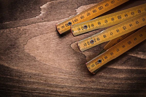 Medidor de madera amarillo — Foto de Stock