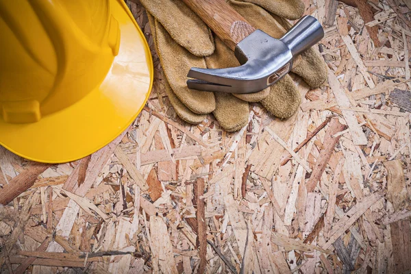 Hammer, hard hat and protective gloves — Stock Photo, Image