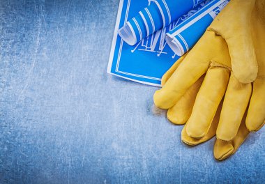 Emanet eldiven ve inşaat çizimleri