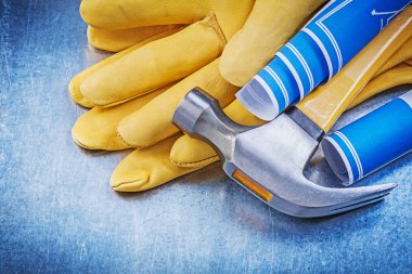 Emanet eldiven, planları ve çekiç