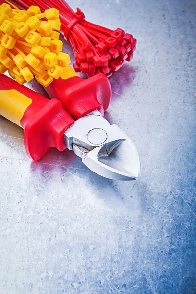 Wire cutter and tying cables — Stock Photo, Image