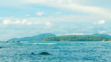 Güney Denizi sahili. Bay Phuket. Tayland