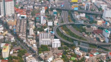 Bangkok şehir merkezinde ki Ana Otoyol Kavşağı. Tayland. yukarıdan