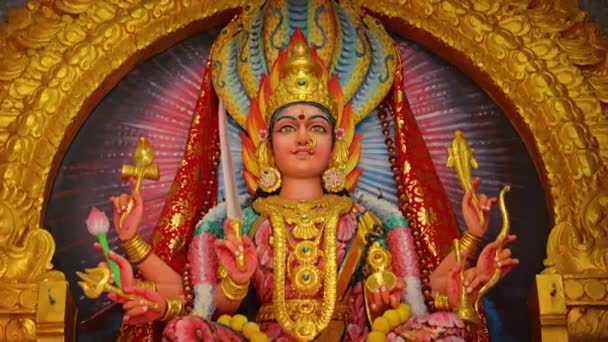 Beautifully Painted Statue of a Hindu Goddess in a Temple — Stock Video