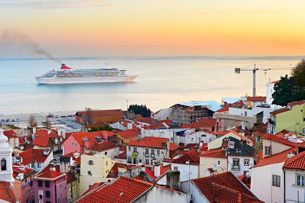 Lissabon bay, Portugal — Stockfoto